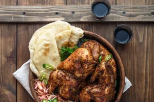 Курица с хрустящим лепешками
