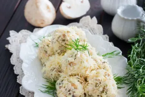 Куриные шарики с кокосом